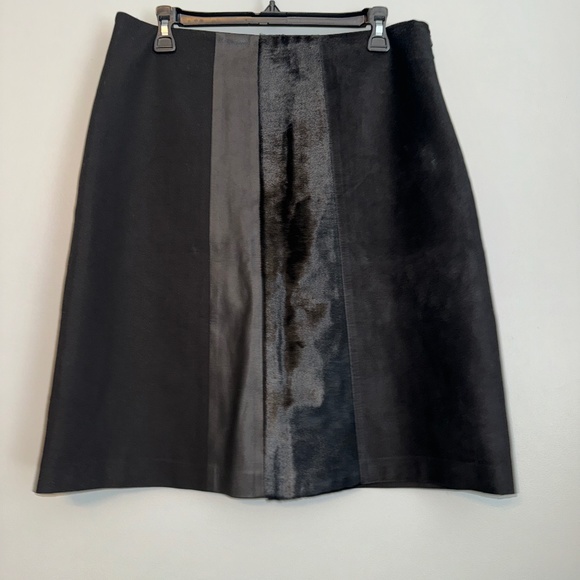 EUC Theory Mixed Mobile Calf Leather A Line Black Skirt Size 10 - Picture 1 of 9